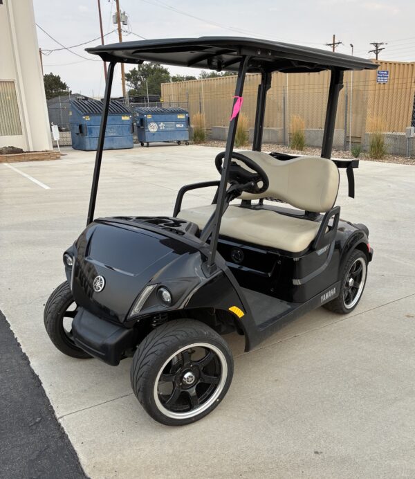 2023 Yamaha PTV Black Electric - Image 3